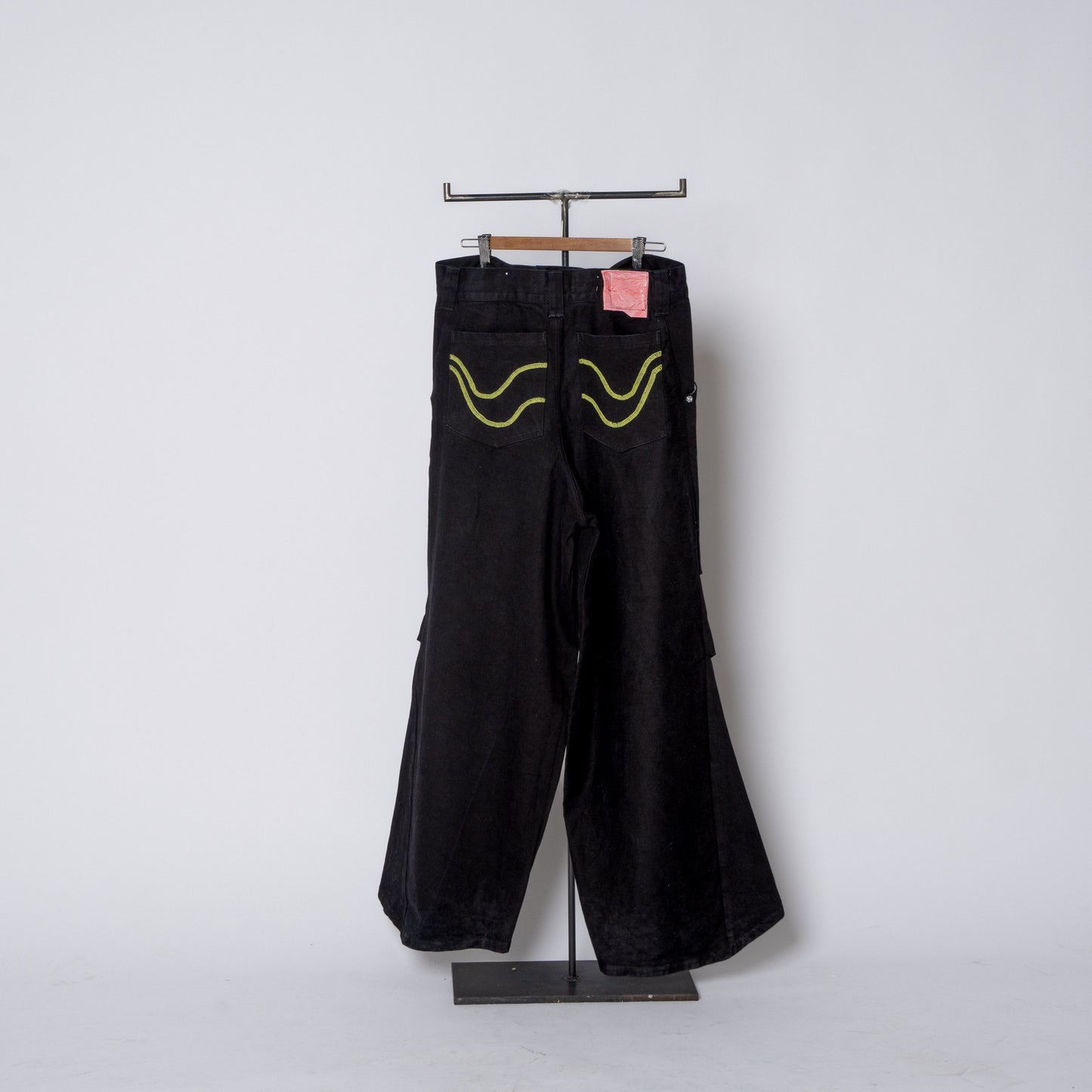 BALOON BLACK JEANS