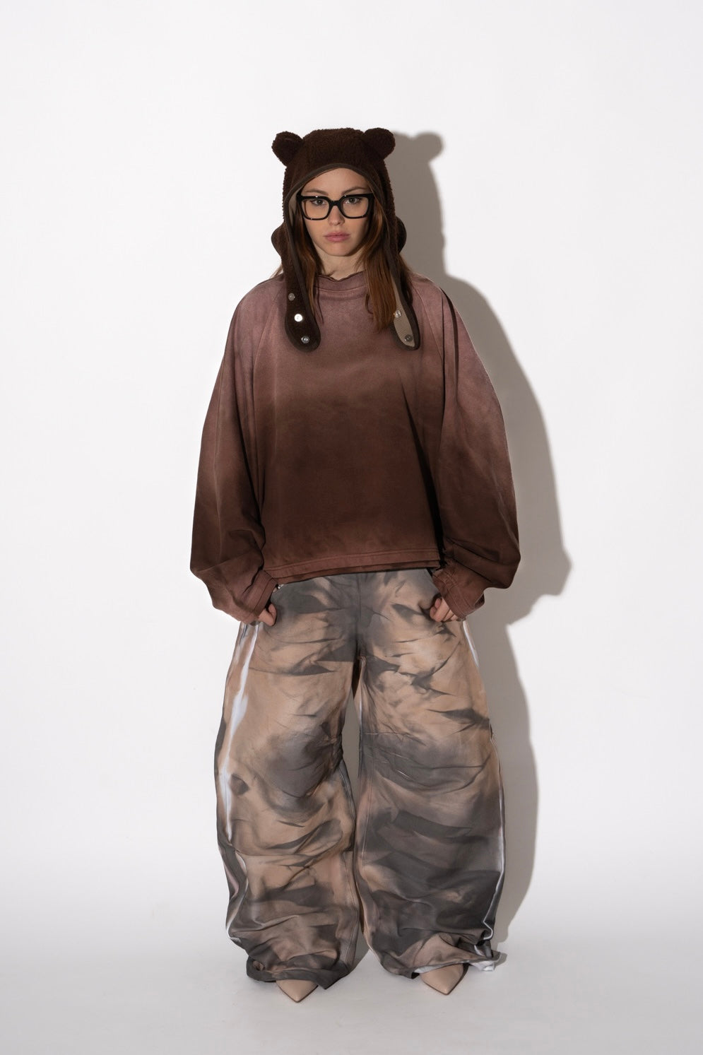 CHOCOLATE CREWNECK