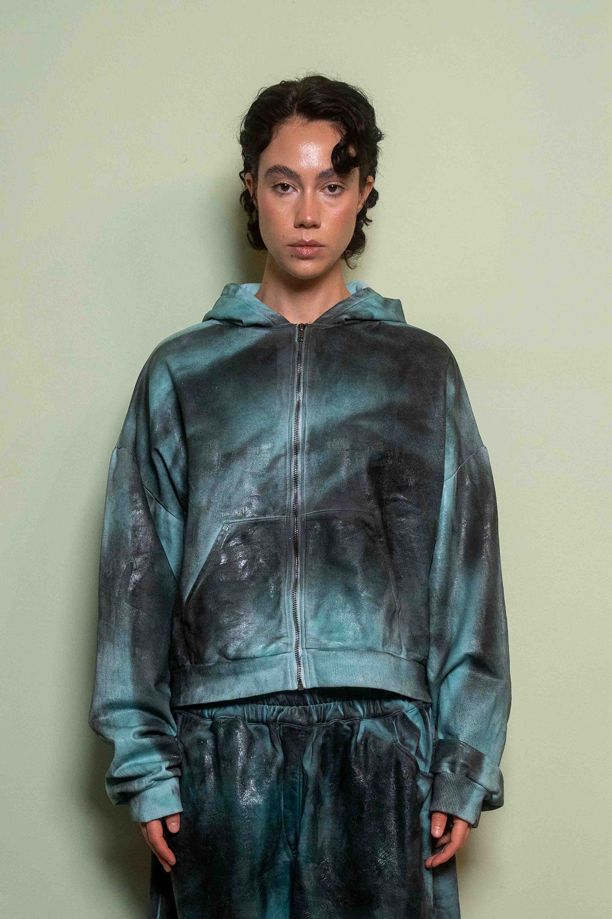 Shiny Hoodie Green Main image