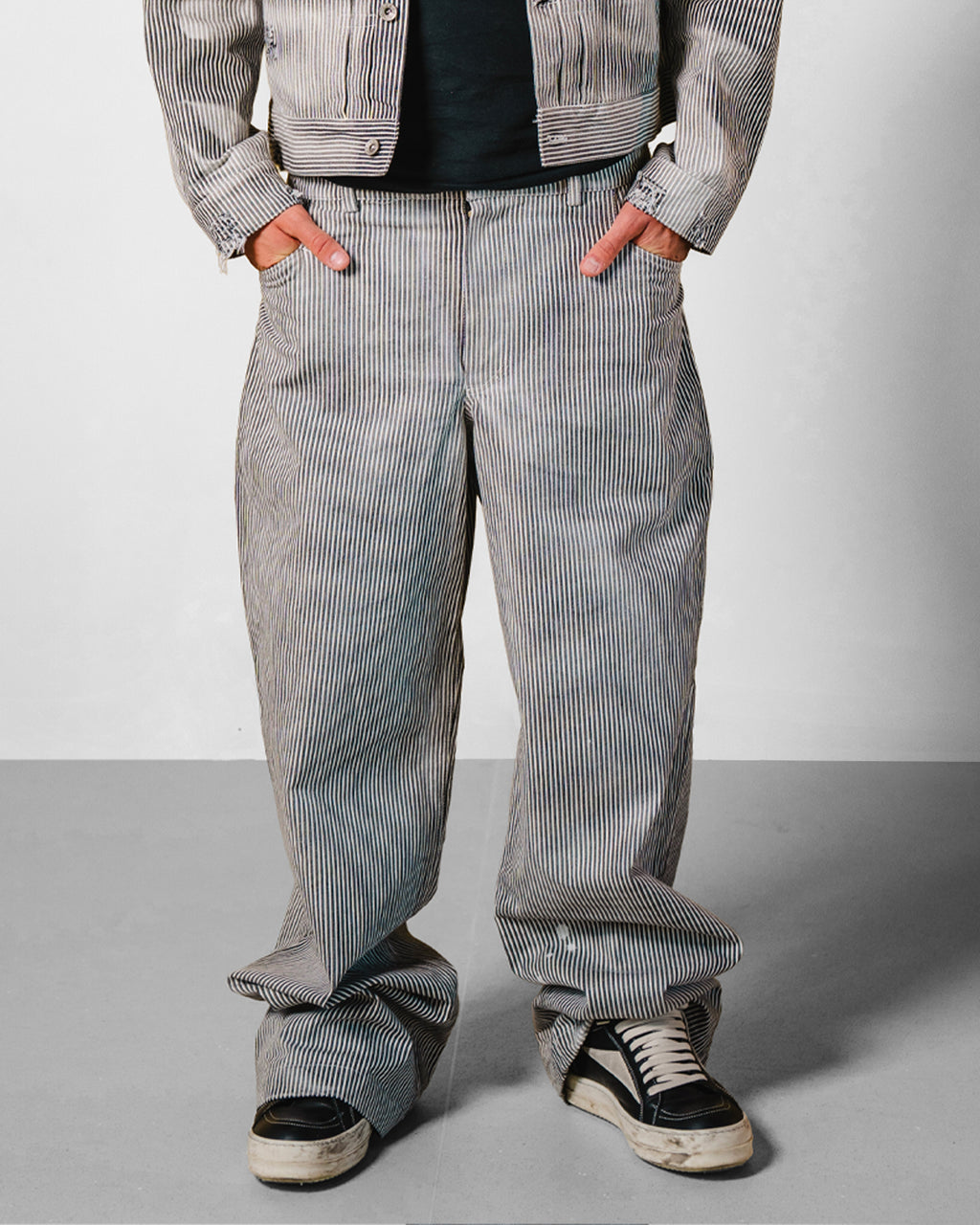 Stripped jeans